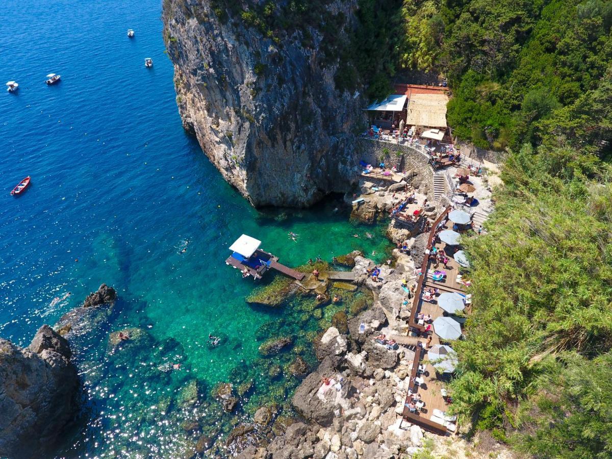 פאלאוקסטריצה Elysium Apartments Corfu מראה חיצוני תמונה