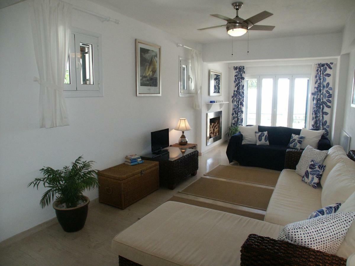 פאלאוקסטריצה Elysium Apartments Corfu מראה חיצוני תמונה